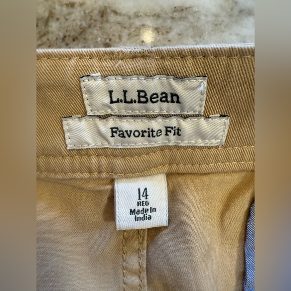 NWT L.L. Bean Women’s Khaki Favorite Fit Pants - Size 14 - Picture 7 of 9